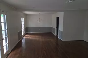 10010 Burgoyne Rd, Houston, TX 77042 - Photo 16