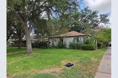 10010 Burgoyne Road, Houston, TX 77042 - Photo 1
