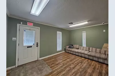 1501 6th Street N, Texas City, TX 77590 - Photo 2