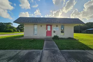 1501 6th St N, Texas City, TX 77590 - Photo 16