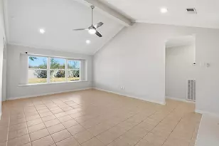 9203 Kirkmont Dr, Houston, TX 77089 - Photo 10