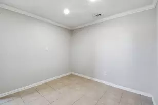 9203 Kirkmont Dr, Houston, TX 77089 - Photo 16