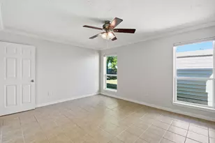 9203 Kirkmont Dr, Houston, TX 77089 - Photo 26