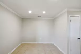 9203 Kirkmont Dr, Houston, TX 77089 - Photo 18