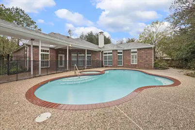 304 Scenic View, Friendswood, TX 77546 - Photo 38