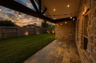 2312 Dolan Springs Ln, Friendswood, TX 77546 - Photo 4