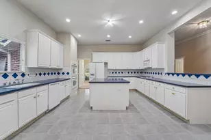 2526 Purple Horse Dr, League City, TX 77573 - Photo 12
