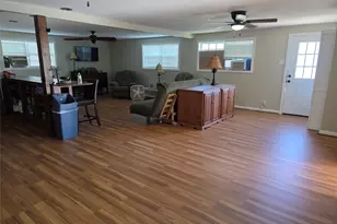 4102 Kent Dr, Galveston, TX 77554 - Photo 14