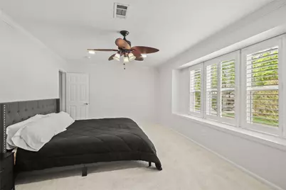 30 Village Knoll Place, The Woodlands, TX 77381 - Photo 14