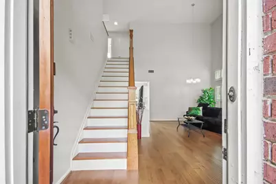 30 Village Knoll Place, The Woodlands, TX 77381 - Photo 6