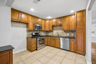 4402 Libbey Lane, Houston, TX 77092 - Photo 4