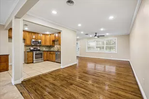 4402 Libbey Ln, Houston, TX 77092 - Photo 12