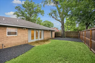 4402 Libbey Lane, Houston, TX 77092 - Photo 30