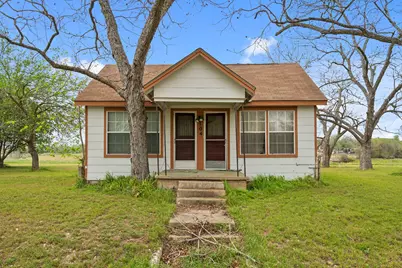 104 Kessler Street, Hallettsville, TX 77964 - Photo 14