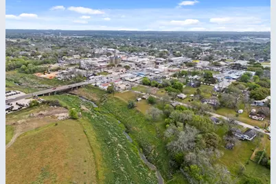 104 Kessler Street, Hallettsville, TX 77964 - Photo 6