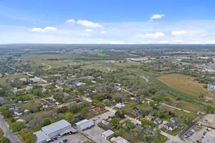 104 Kessler St, Hallettsville, TX 77964 - Photo 12