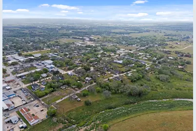 104 Kessler Street, Hallettsville, TX 77964 - Photo 8