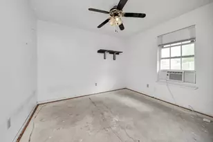 1301 Briarcliff St, Conroe, TX 77385 - Photo 38