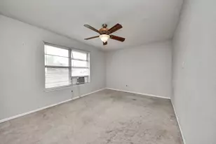 1301 Briarcliff St, Conroe, TX 77385 - Photo 34