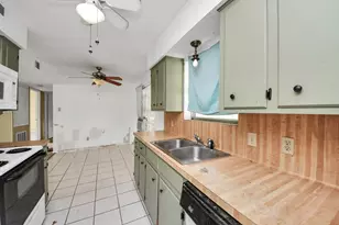 1301 Briarcliff St, Conroe, TX 77385 - Photo 30