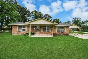 1301 Briarcliff St, Conroe, TX 77385 - Photo 8