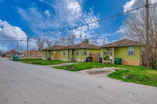 3938 King St, Houston, TX 77026 - Photo 1