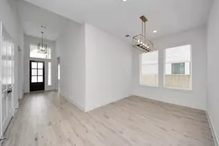 9510 Chateau Hill, Manvel, TX 77578 - Photo 4