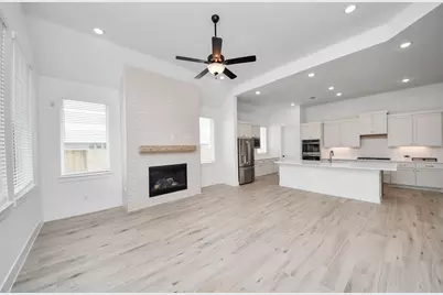 9510 Chateau Hill Drive, Manvel, TX 77578 - Photo 6