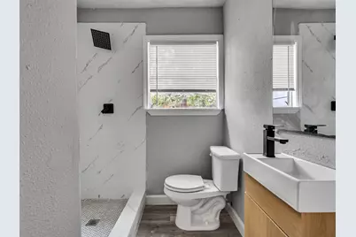 7914 Belbay Street, Houston, TX 77033 - Photo 24