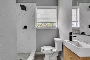 7914 Belbay St, Houston, TX 77033 - Photo 24