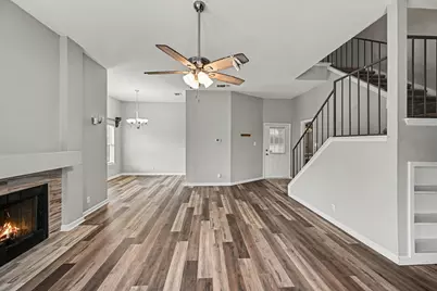 8404 Forest Ridge Drive, San Antonio, TX 78239 - Photo 8
