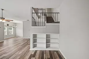 8404 Forest Ridge Dr, San Antonio, TX 78239 - Photo 6