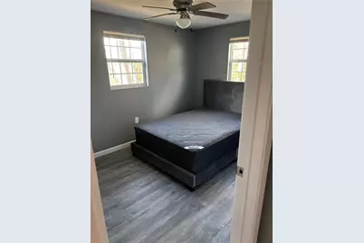 100 Ross Street #B, Huntsville, TX 77320 - Photo 14