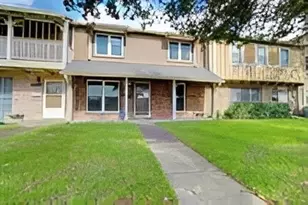 10432 Hammerly Blvd, Houston, TX 77043 - Photo 26