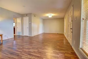 10432 Hammerly Blvd, Houston, TX 77043 - Photo 10