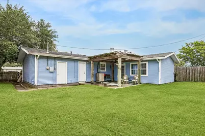 6605 Fairway Drive, Galveston, TX 77551 - Photo 10