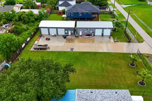 215 22nd St, Dickinson, TX 77539 - Photo 6