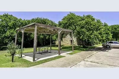 138 Sandpiper Circle, Palacios, TX 77465 - Photo 6