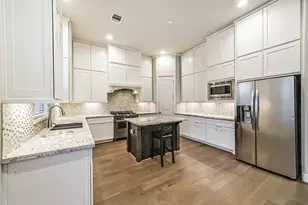 10914 Brookeshire Chase Ln, Houston, TX 77043 - Photo 10