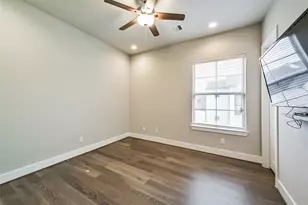 10914 Brookeshire Chase Ln, Houston, TX 77043 - Photo 36