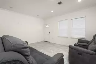 9729 Fabiola Dr, Houston, TX 77075 - Photo 6