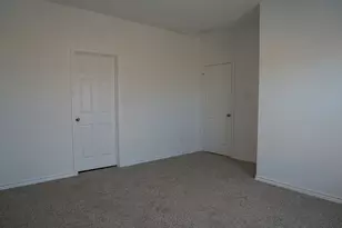 504 Oak Chase Ave, Dayton, TX 77535 - Photo 12