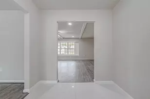 5622 Valkeith Dr, Houston, TX 77096 - Photo 6