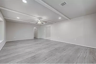 5622 Valkeith Drive, Houston, TX 77096 - Photo 20