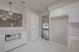 5622 Valkeith Dr, Houston, TX 77096 - Photo 14