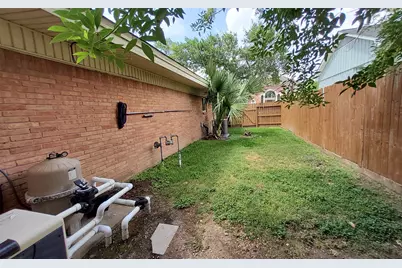 4423 Meyerwood Drive, Houston, TX 77096 - Photo 18