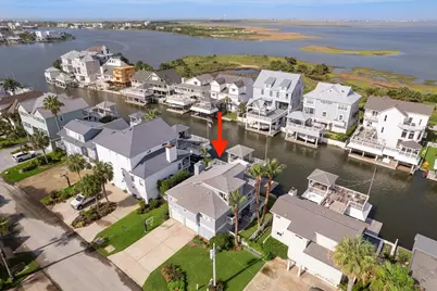 3411 Petite Circle, Galveston, TX 77554 - Photo 1