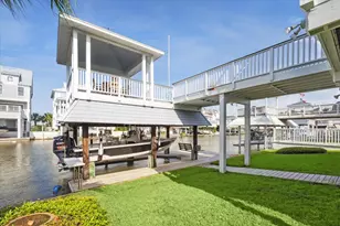 3411 Petite Cir, Galveston, TX 77554 - Photo 24