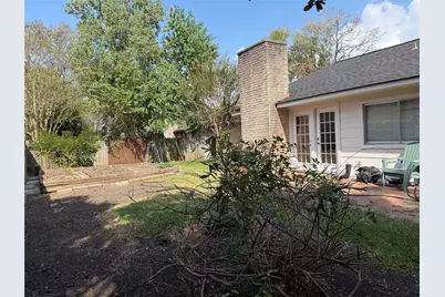 2802 Valley Forest Drive, Missouri City, TX 77489 - Photo 14