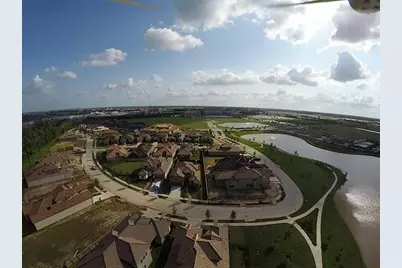 63 Silent Circle Drive, Sugar Land, TX 77498 - Photo 2